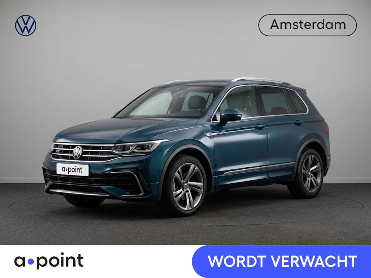 Volkswagen Tiguan - 1.5 TSI R-Line Business+ 150PK DSG | Panorama dak | Parkeercamera | Keyless entry | Matrix - AutoWereld.nl