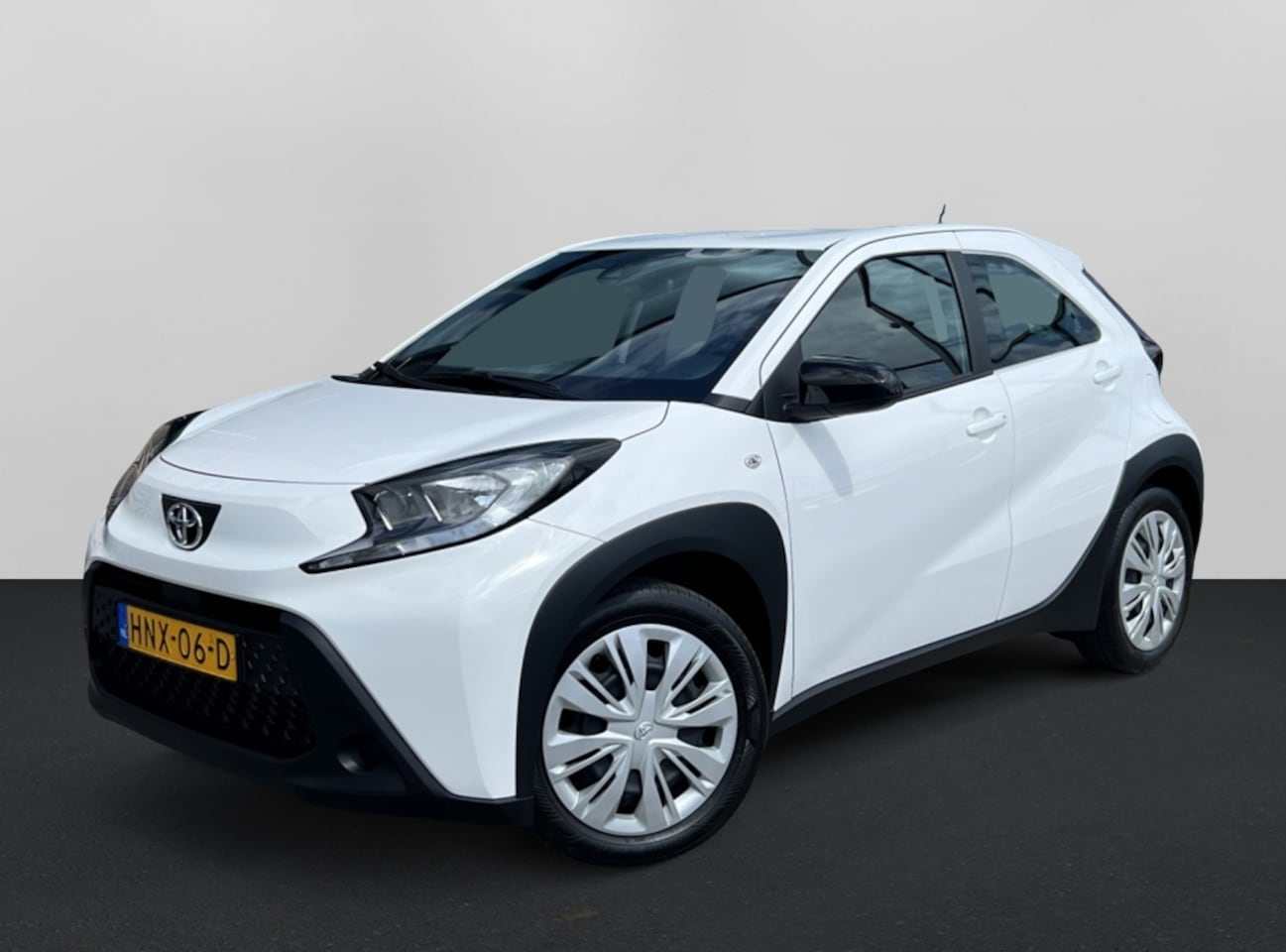 Toyota Aygo X - 1.0 VVT-i MT play 1.0 VVT-i MT Play - AutoWereld.nl