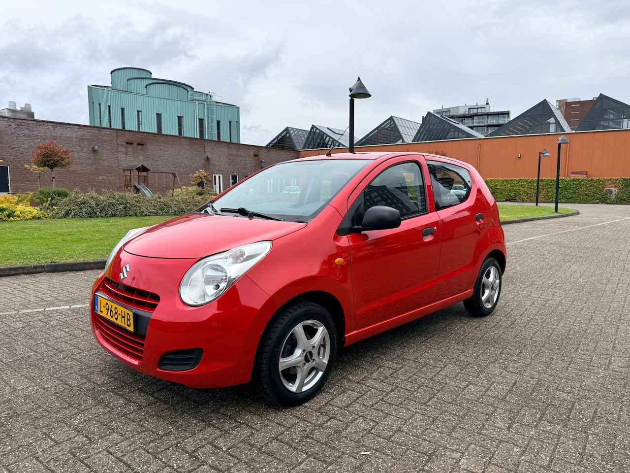 Suzuki Alto - 1.0 Base Nieuwe apk - Nieuwe koppeling - AutoWereld.nl