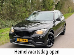 BMW X1 - XDrive18d Business+ | Automaat + Clima + Navi |