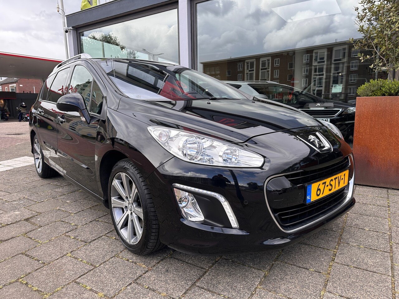 Peugeot 308 SW - 1.6 THP Signature 1.6 THP Signature - AutoWereld.nl