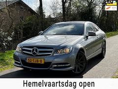 Mercedes-Benz C-klasse Coupé - 180 | ''97.000 KM + Orgineel NL + Cruise + Half/leder Nu € 11.975,