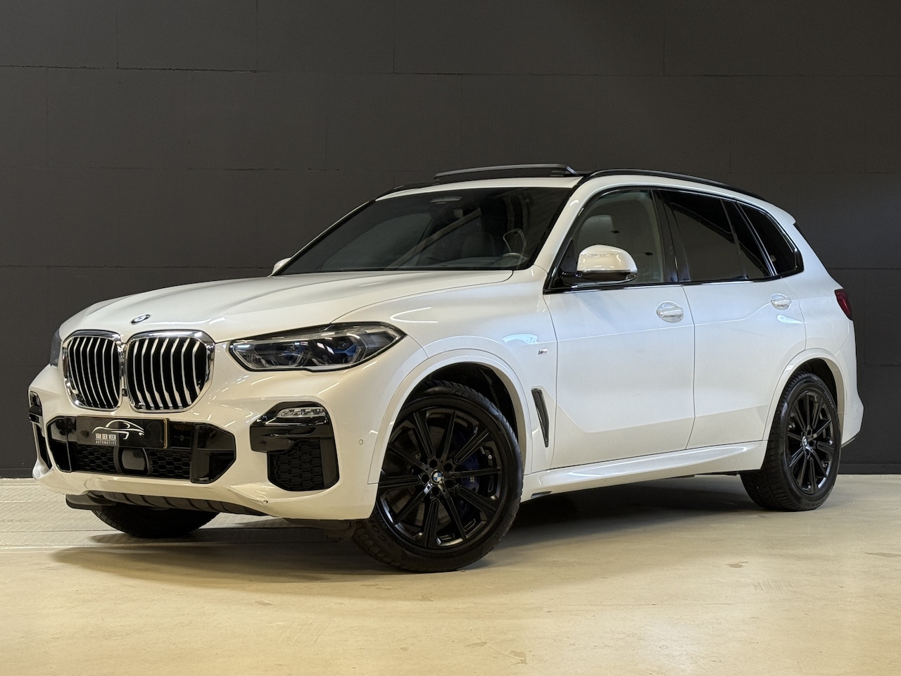 BMW X5 - xDrive40i High Executive 7p. | M-Sport | Laser | Pano | Bowers & Wilkins | Trekhaak - AutoWereld.nl