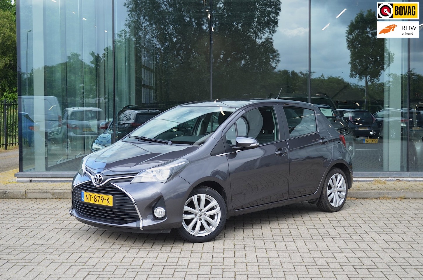 Toyota Yaris - 1.0 VVT-i Style | Trekhaak | Camera | Dealer onderhouden - AutoWereld.nl
