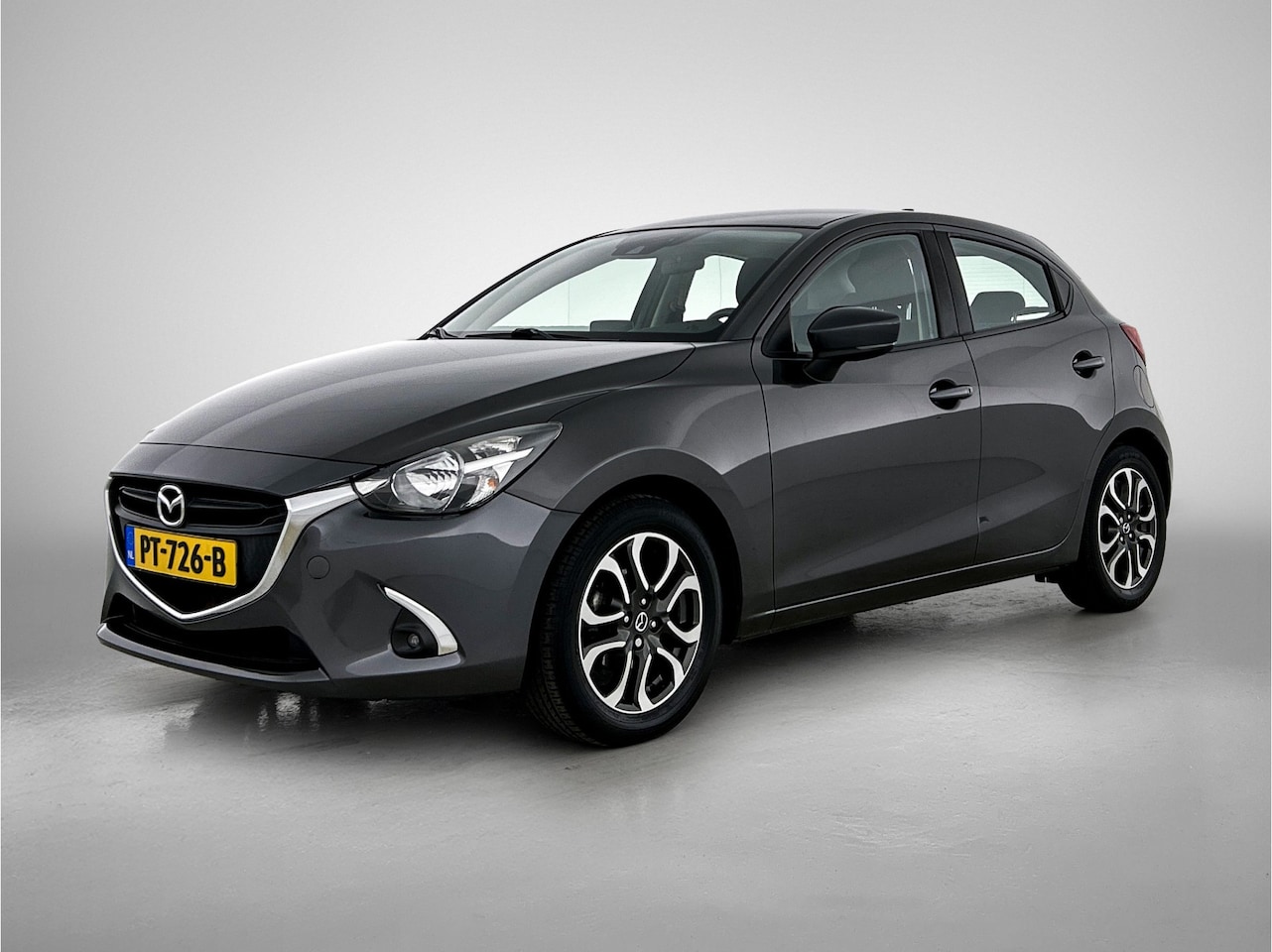Mazda 2 - 1.5 Skyactiv-G Dynamic | Trekhaak | Parkeersensoren | - AutoWereld.nl