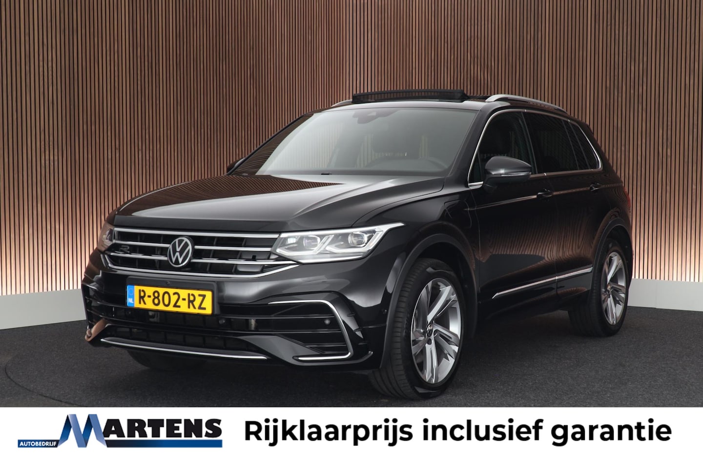 Volkswagen Tiguan - 1.4 TSI 245pk eHybrid R-Line Business+ Trekhaak 360Camera Keyless Stoelverwarming Virtual - AutoWereld.nl