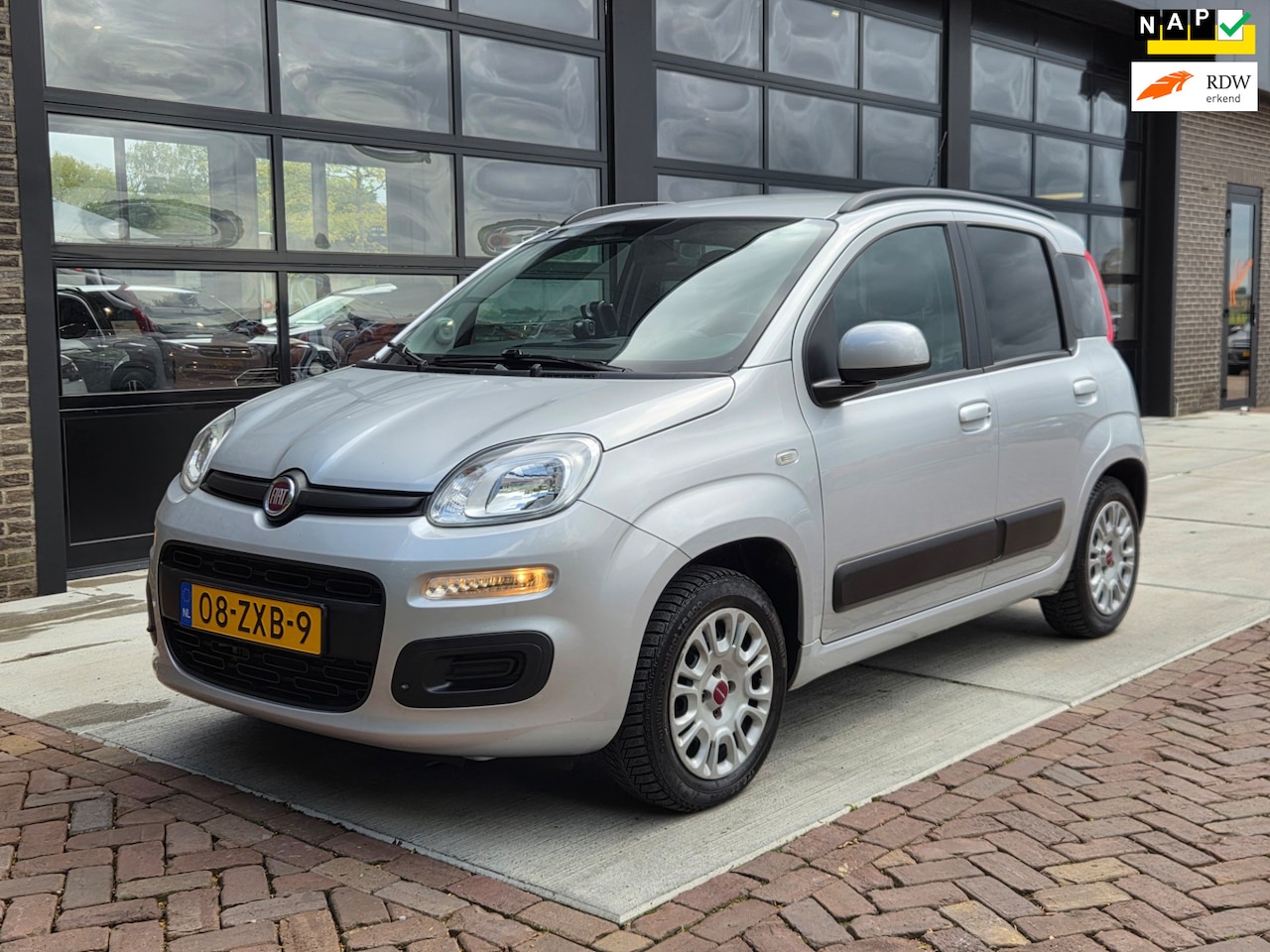 Fiat Panda - 0.9 TwinAir Lounge | Automaat - AutoWereld.nl