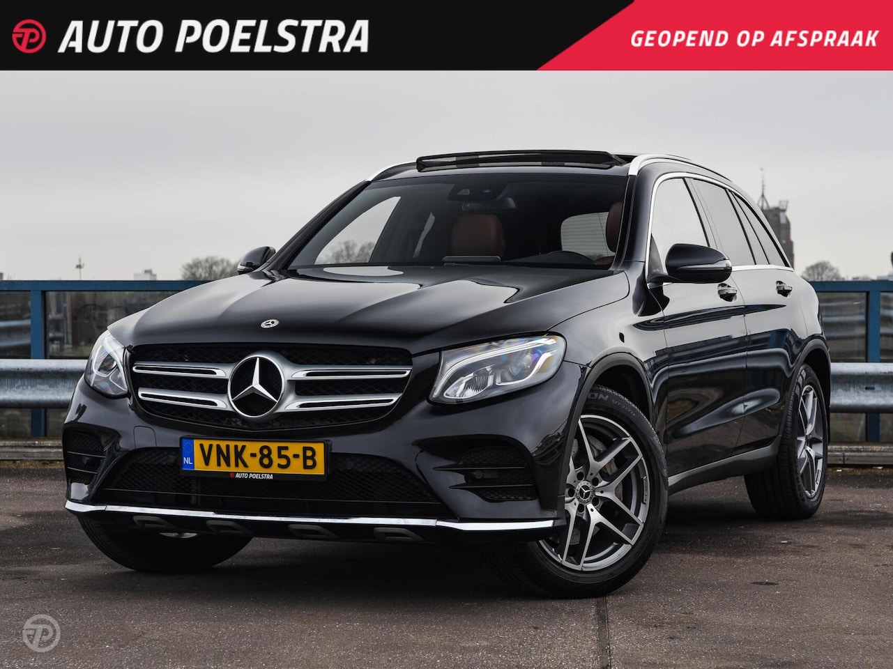 Mercedes-Benz GLC-klasse - 350 d 4MATIC AMG | Grijs Kenteken | Panoramadak | Leder | Trekhaak | Camera | LED | Naviga - AutoWereld.nl