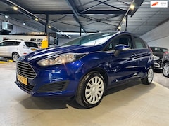 Ford Fiesta - 1.0 Style/Dealer onderhouden/Apk nieuw bij aflevering/pdc achter