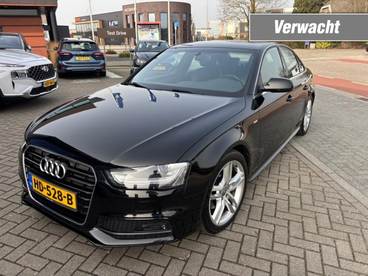 Audi A4 - Verwacht 1.8 TFSI 170PK S-Edition S-line Aut. Navi Half-leer Trekhaak - AutoWereld.nl