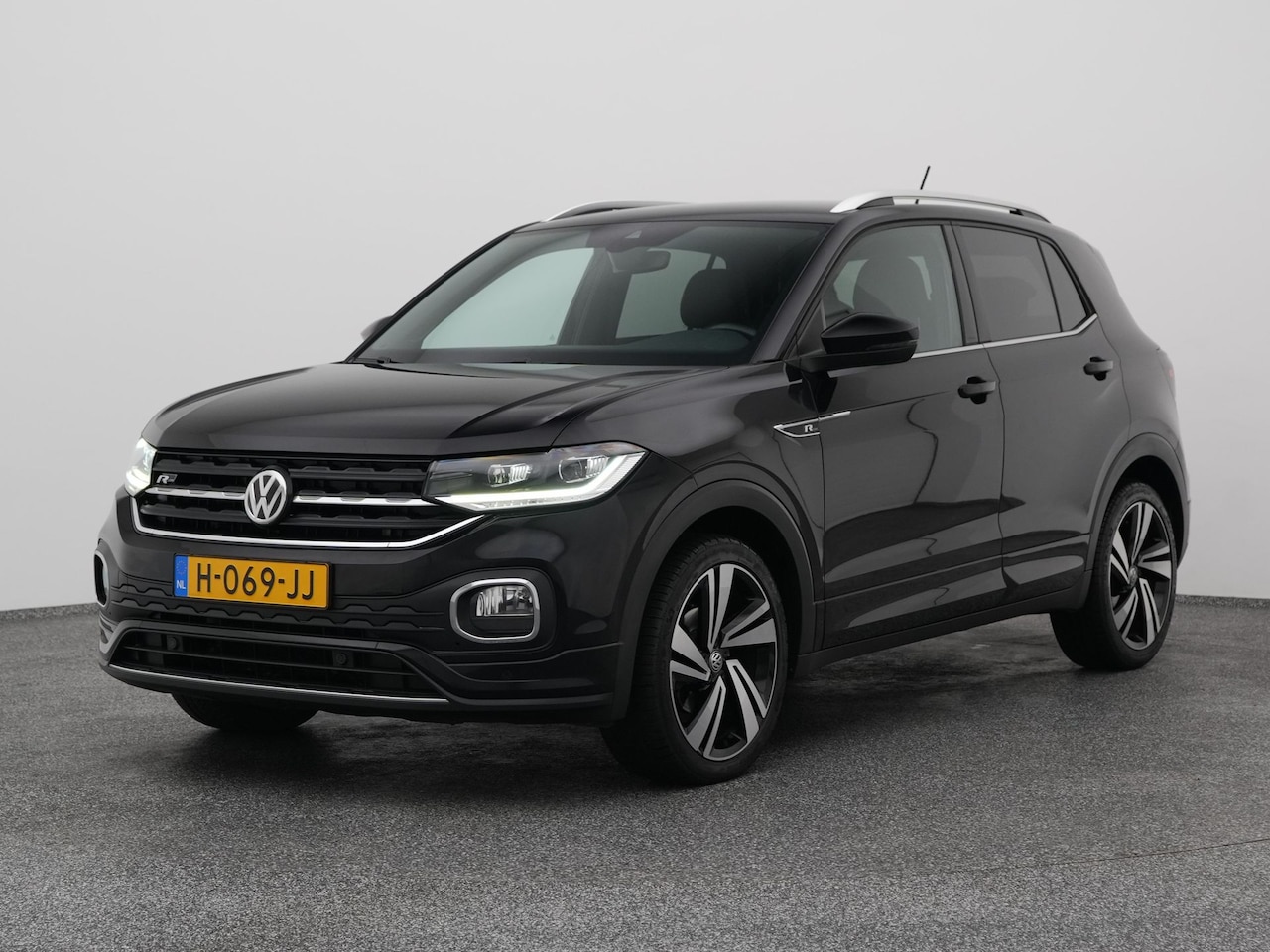 Volkswagen T-Cross - 1.0 TSI Automaat R-Line | ADAPTIVE | NAVI - AutoWereld.nl