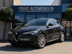 Alfa Romeo Stelvio - 2.0 T Q4 Luxury|1e Eig|Carplay|Camera|Keyless