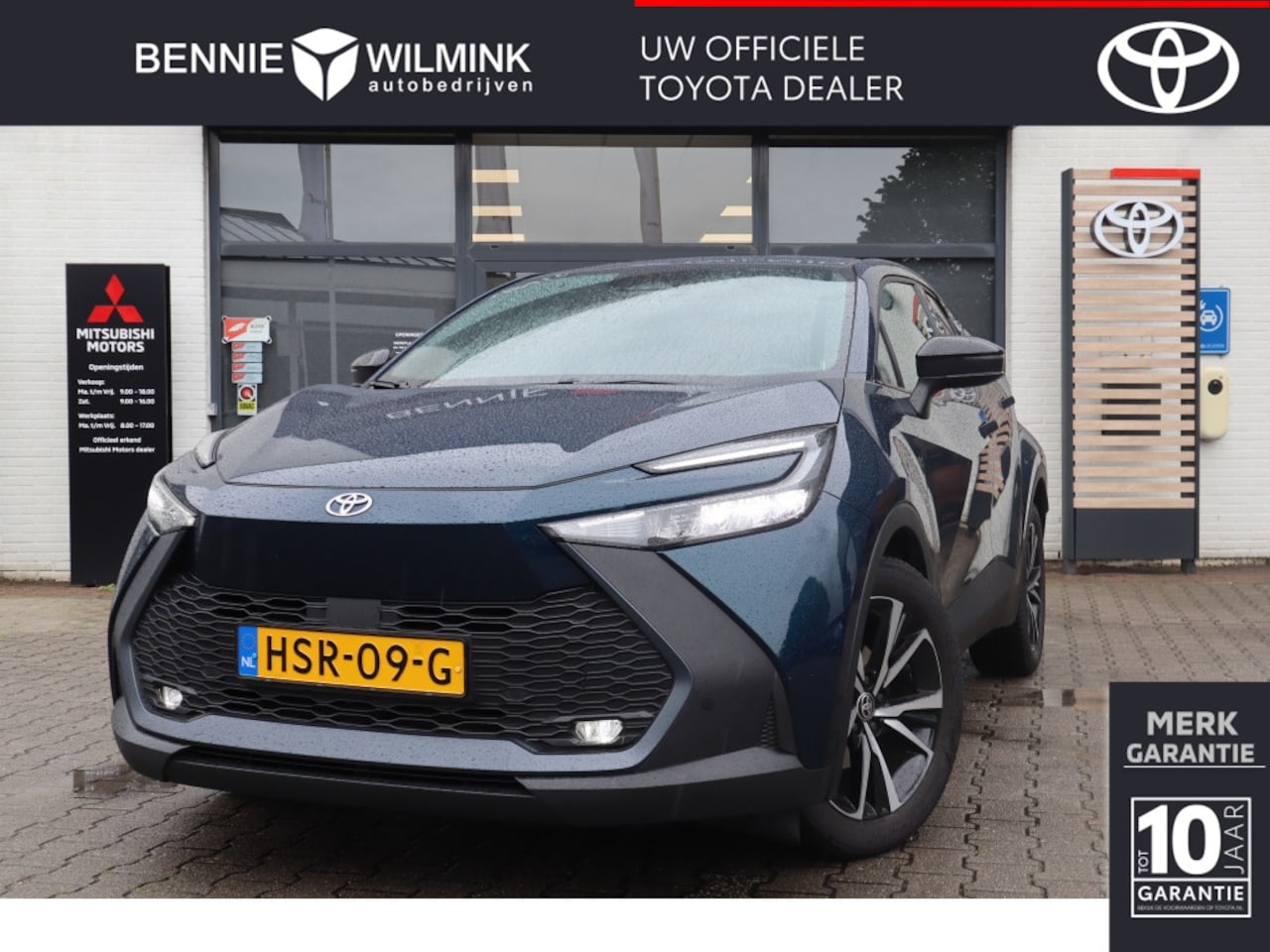 Toyota C-HR - 1.8 Hybrid 140 Dynamic Blindspot | Carplay | PDC | AllSeasons - AutoWereld.nl