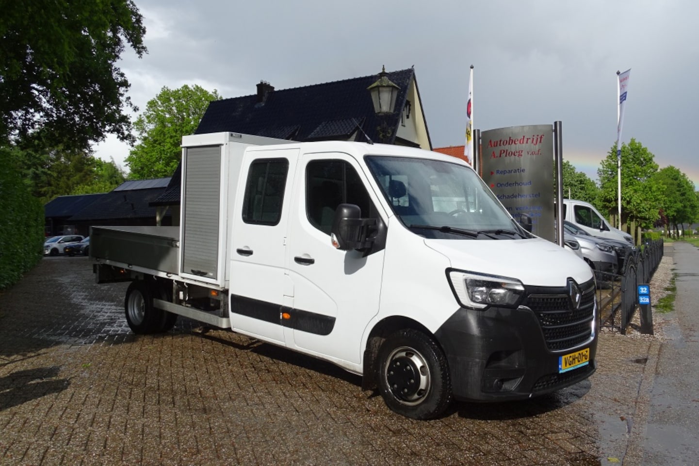 Renault Master - T35 2.3 dCi L4 DL DC T35 2.3 dCiL4DLDCCom - AutoWereld.nl