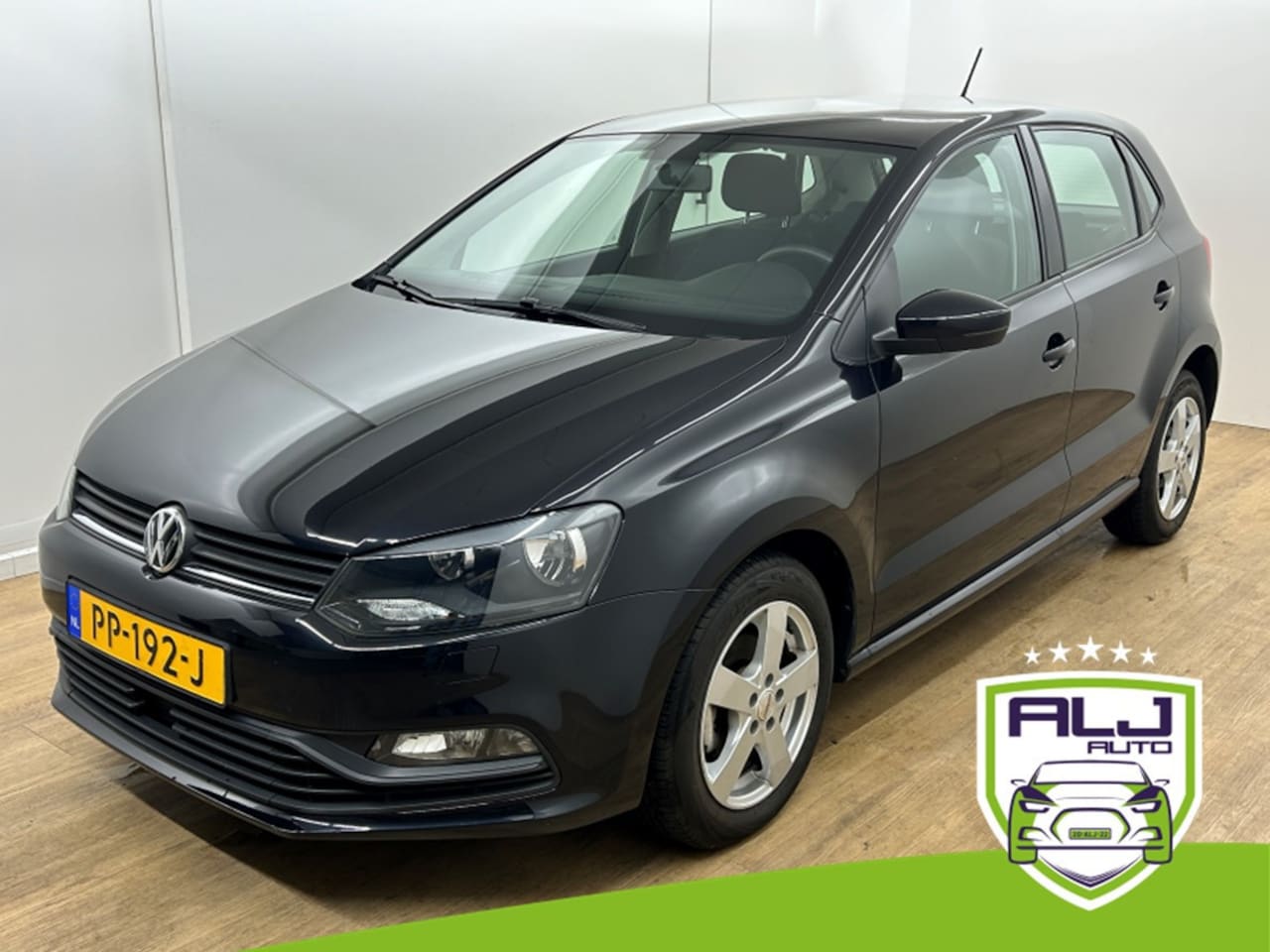 Volkswagen Polo - Occasion 1.0 Business R | Zwart | Tweedehands Volkswagen Polo | Airco | Stoelverwarming | - AutoWereld.nl