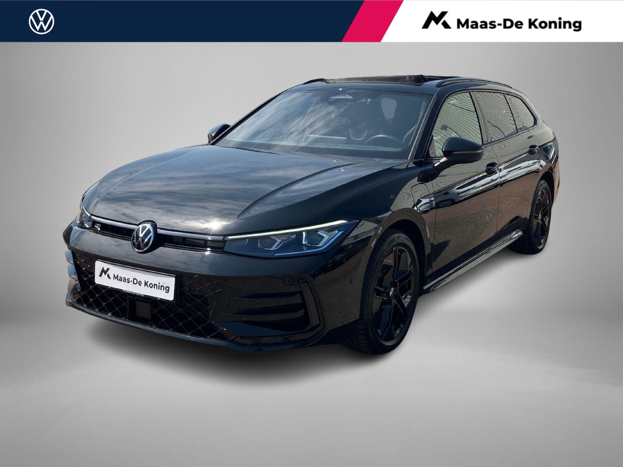 Volkswagen Passat Variant - 1.5eHybrid 200kW/272PK R-Line Black Style DSG · Panoramadak · Navigatie · Trekhaak · Garan - AutoWereld.nl