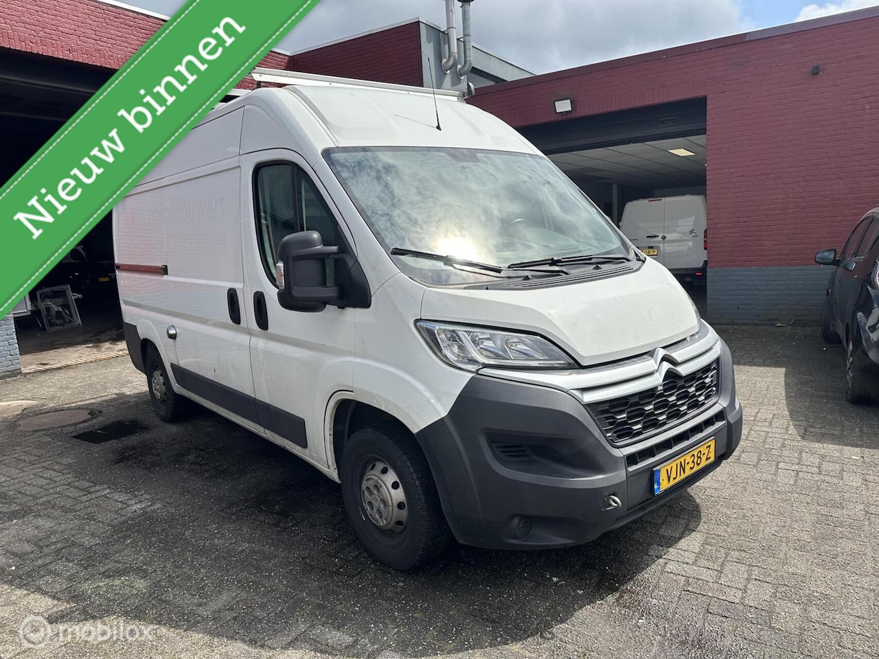 Citroën Jumper - bestel 30 2.2 BlueHDi 120 L2H2 Club - AutoWereld.nl