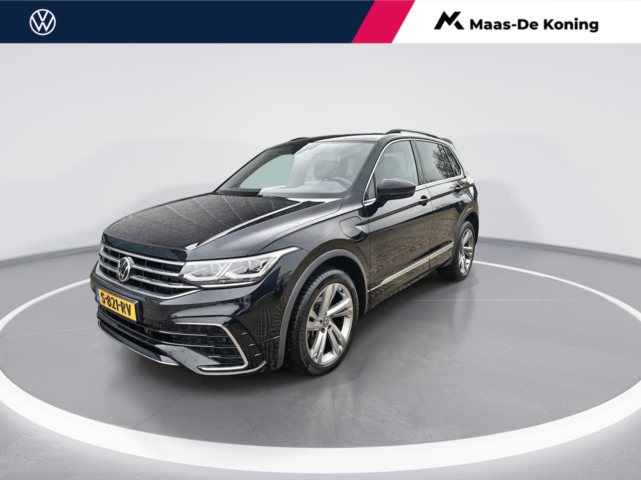Volkswagen Tiguan - 1.4TSIeHybrid 180kW/245PK R-Line Business · Panoramadak · Trekhaak · Apple/Android Car Pla - AutoWereld.nl