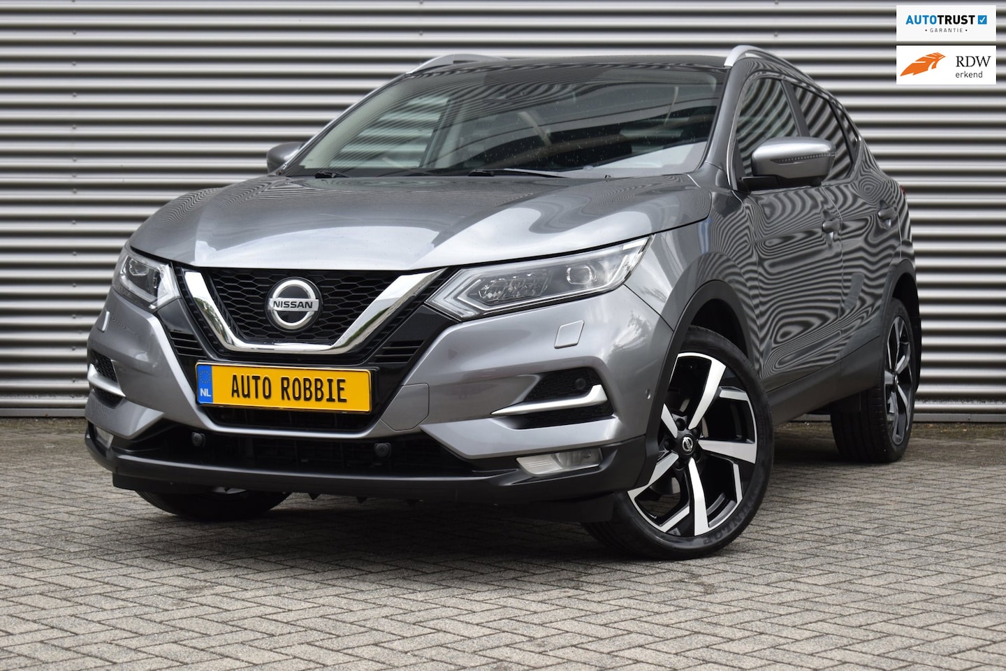 Nissan Qashqai - 1.3 DIG-T 160-PK Tekna+, Airco, Ecc, Cruise, Leder, Panorama. - AutoWereld.nl