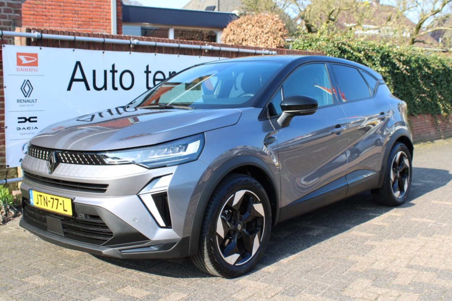 Renault Captur - 1.6 E-Tech Full Hybrid (HEV) 145 pk Techno met o.a. stuurverwarming/stoelverwarming/Applec - AutoWereld.nl