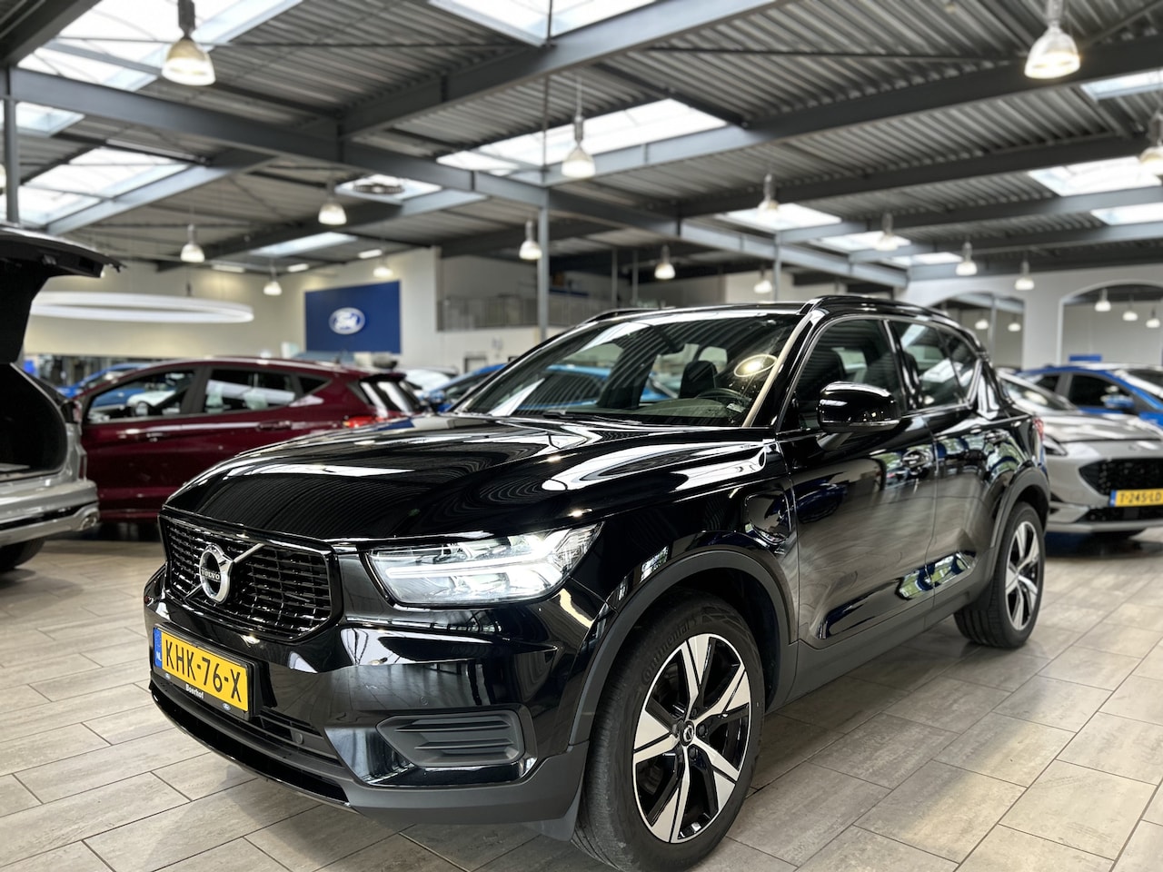 Volvo XC40 - 1.5 T5 Recharge 262 pk Inscription | Trekhaak | Stuur&Stoel verwarming | 19" LMV | Adapt. - AutoWereld.nl