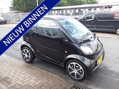 Smart City-coupé - & pure