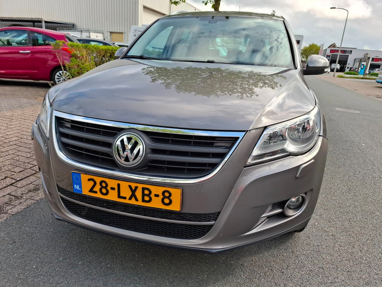 Volkswagen Tiguan - 1.4 TSI Trend&Fun 4Motion CLIMA/CRUISE/NAVI! - AutoWereld.nl