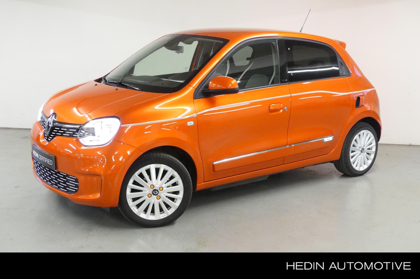 Renault Twingo Z.E. - R80 Série Limitée Vibes | R-Link Multimedia & Navigatie | Camera | Stoelverwarming | Clima - AutoWereld.nl