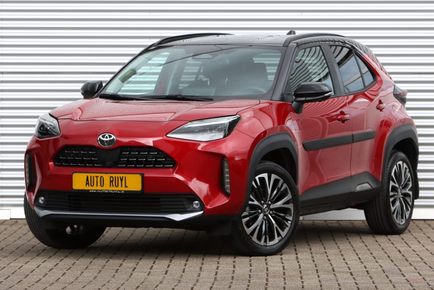 Toyota Yaris Cross - 1.5 Hybrid 130 Executive Bi-Tone - AutoWereld.nl