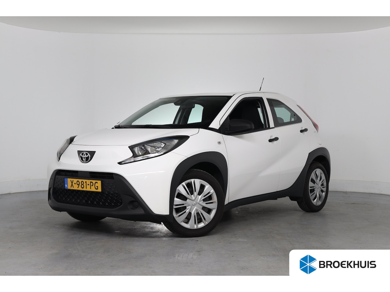 Toyota Aygo X - 1.0 VVT-i MT | Dealer Onderhouden | Apple Carplay / Android Auto | Camera | Adaptive Cruis - AutoWereld.nl