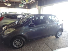 Toyota Yaris - 1.0 VVTi + MET AIRCO 5 DEURS trekhaak apk 04-2027