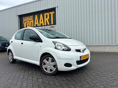 Toyota Aygo - 1.0-12V Now | 5 DEURS | AIRCO | APK 04-2027 |
