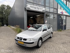 SEAT Cordoba - 1.4-16V Signo 1e eigenaar Nieuwe APK NAP Logisch