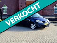 Renault Scénic - 2.0-16V Business Line / Airco / Nap / Nieuwe Apk / Trekhaak / Cruise control