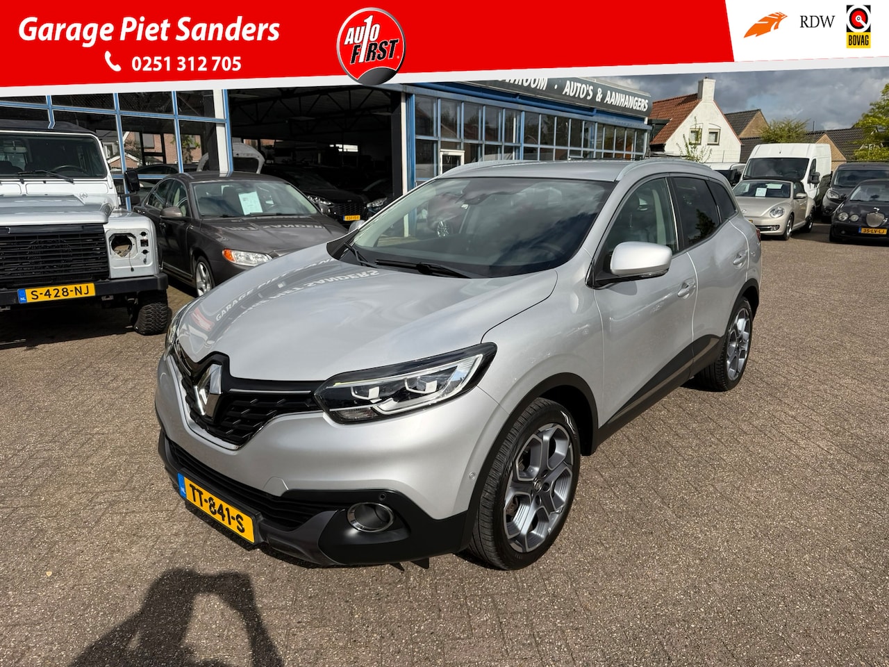 Renault Kadjar - 1.2 TCe I Clima I Cruise I Camera I Leder I Keyless I Trekhaak I - AutoWereld.nl