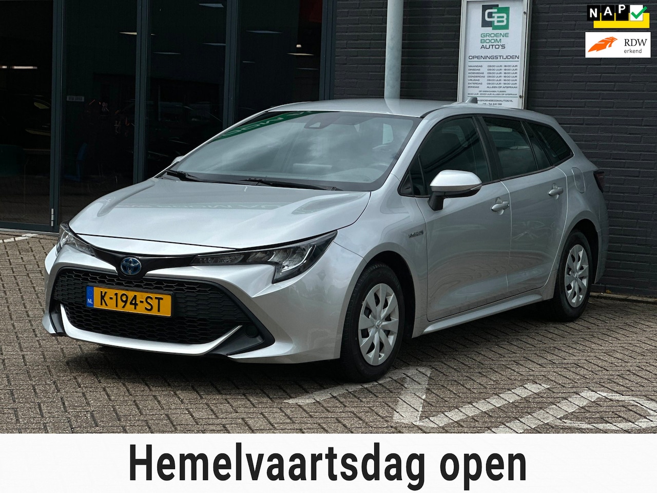 Toyota Corolla Touring Sports - 1.8 Hybrid Comfort/1STE EIG/CAMERA/AUTOMAAT/NL-AUTO NAP!! - AutoWereld.nl