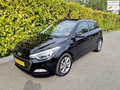 Hyundai i20 - 1.2 Zeer luxe uitvoering Clima Pannodak
