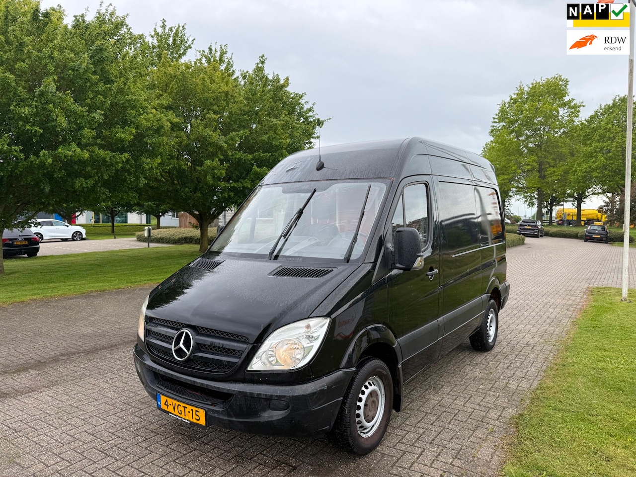 Mercedes-Benz Sprinter - 310 2.2 CDI 325 HD Laadklep 2010 - AutoWereld.nl