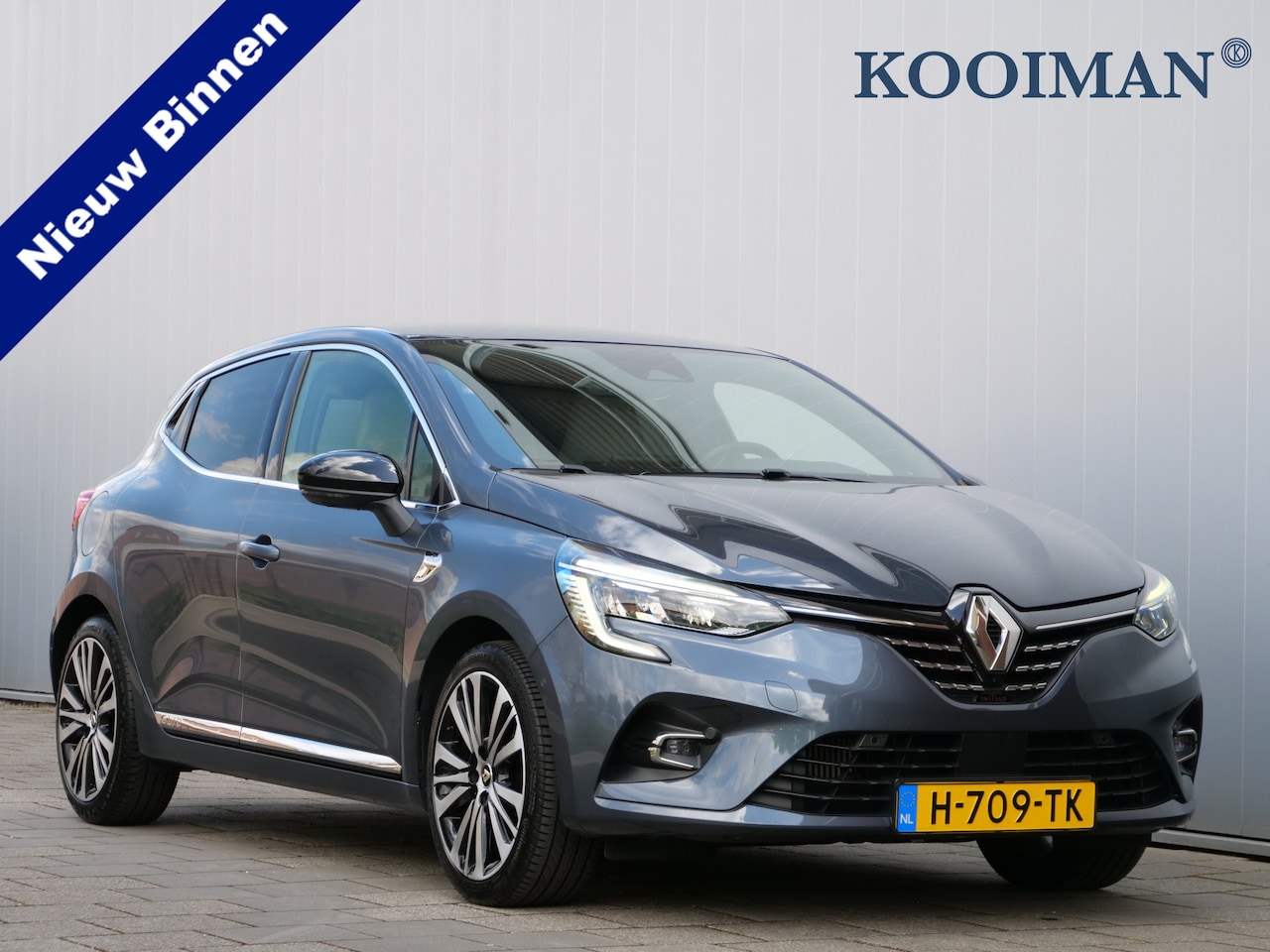 Renault Clio - 1.3 TCe Initiale Paris 131 Pk Automaat Navi / DAB / Camera / Apple Carplay / Trekhaak - AutoWereld.nl