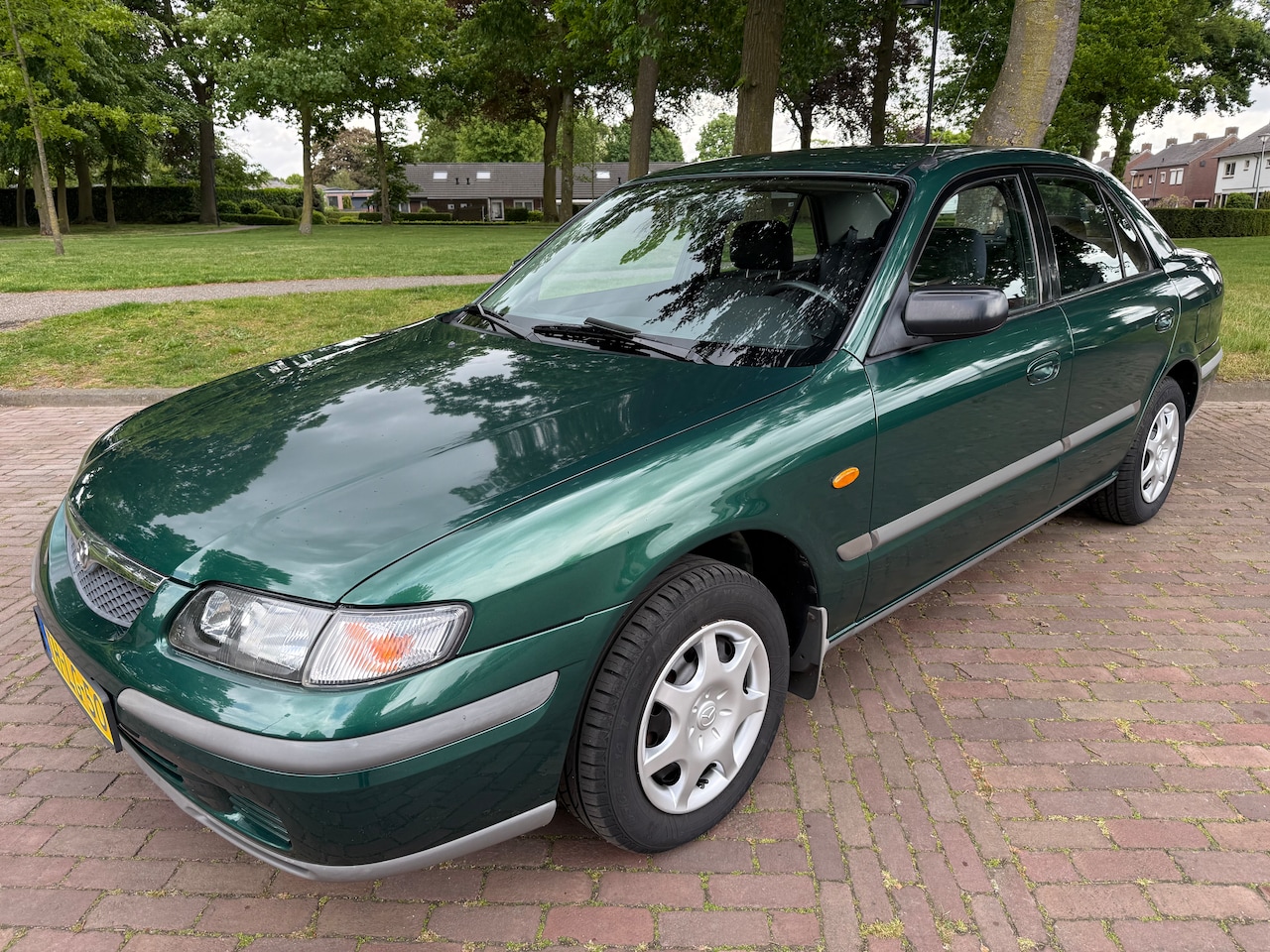 Mazda 626 - 1.8i GX - AutoWereld.nl