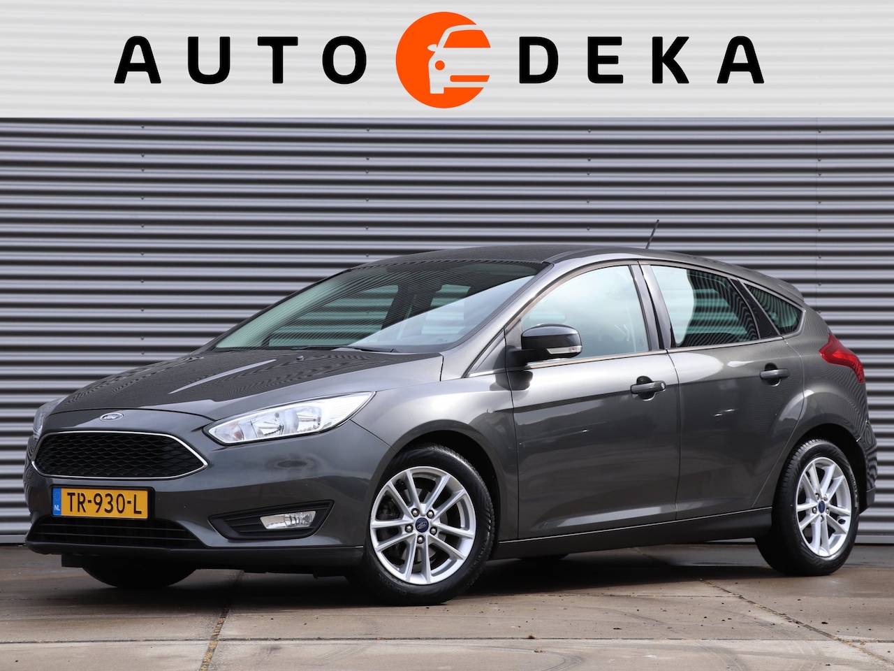 Ford Focus - 1.0 EcoBoost Business Edition *Dealeronderh.*Navigatie* - AutoWereld.nl