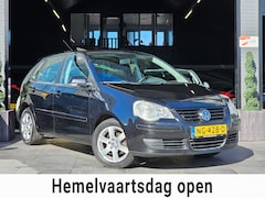 Volkswagen Polo - 1.2-12V Trendline|PANO|Airco|El.Ramen|APK