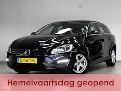 Volvo V60 - 2.0 D2 Nordic+ /D-Riem Verv. 126.000KM /Trekhaak /Camera /Bi-Xenon /Navi /Climat /Cruise /