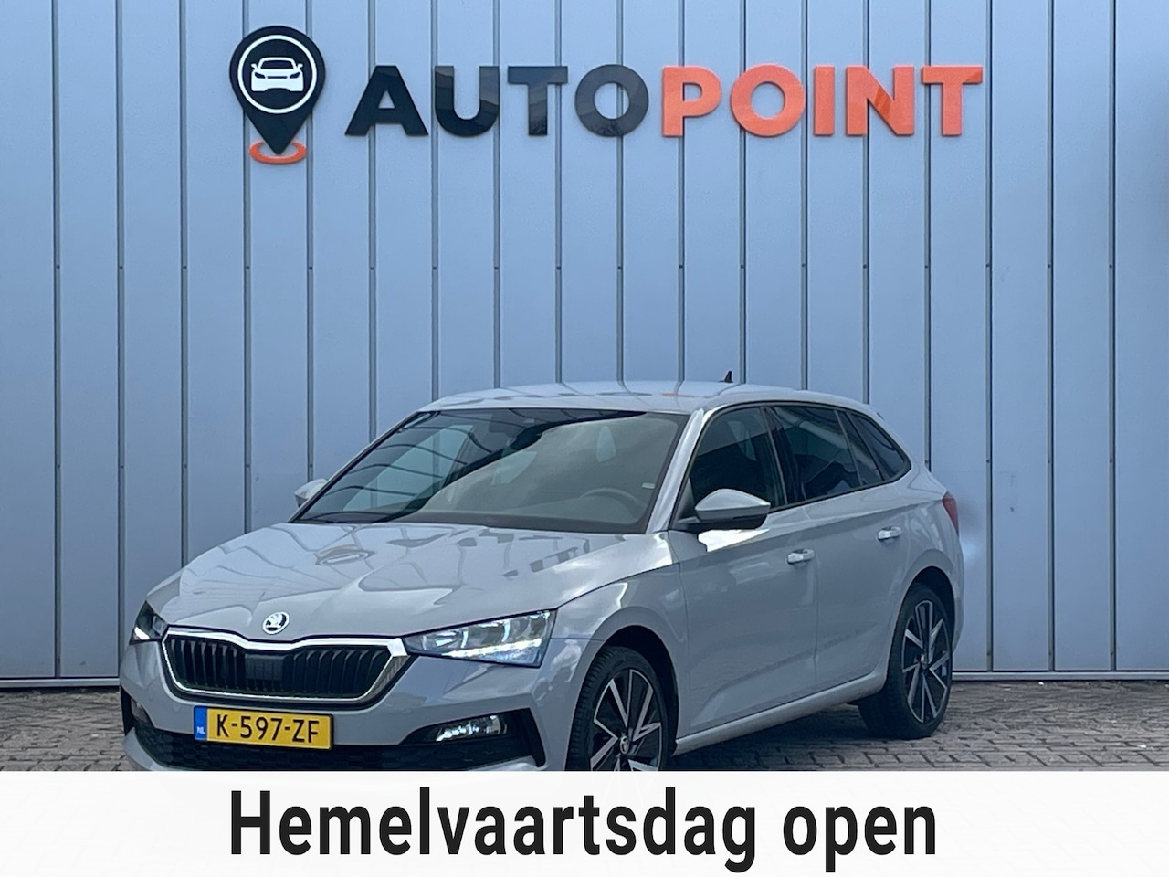 Skoda Scala - 1.0 TSI Sport Business ORG NL 1E EIG DEALEROND|LED|CARPLAY|SPORTSTOELEN|DUALCLIMATE|PARK.A - AutoWereld.nl