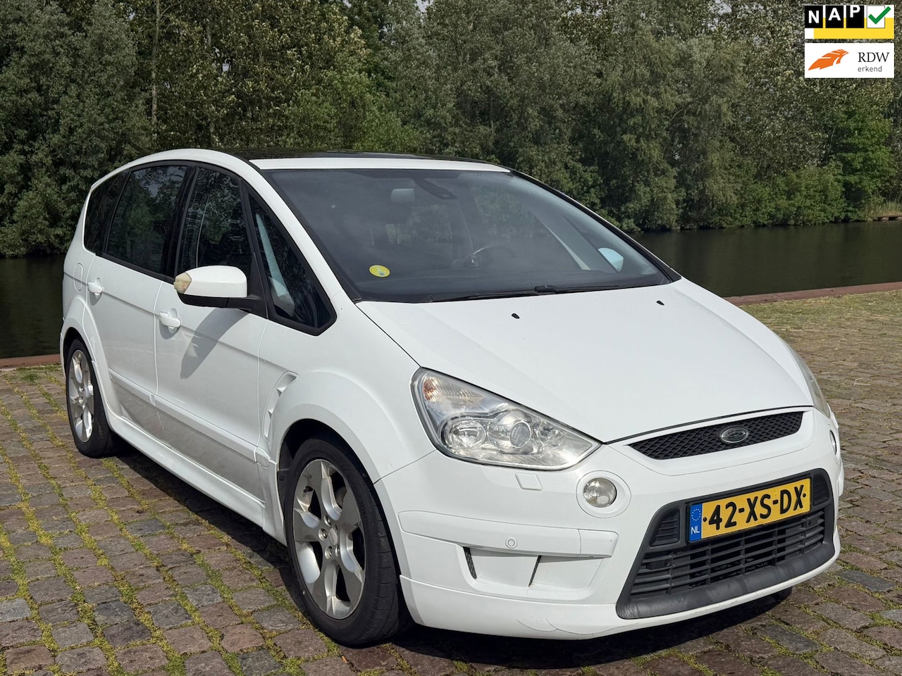 Ford S-Max - 2.0-16V 7personen airco cruis control trekhaak stoelverwarming - AutoWereld.nl
