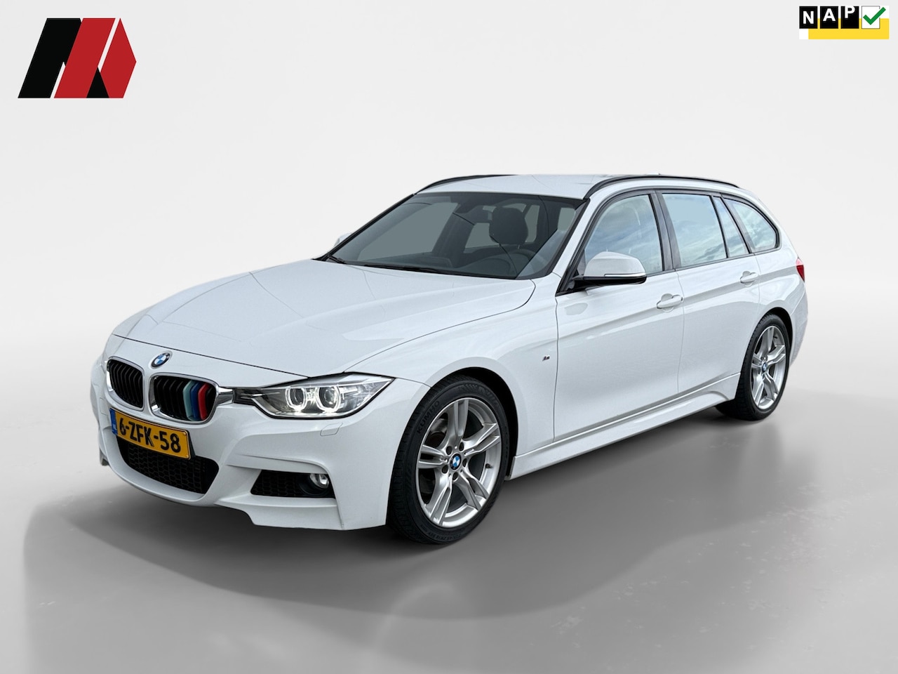 BMW 3-serie Touring - 316i M Sport | M Pakket | Alcantara | NAVI - AutoWereld.nl