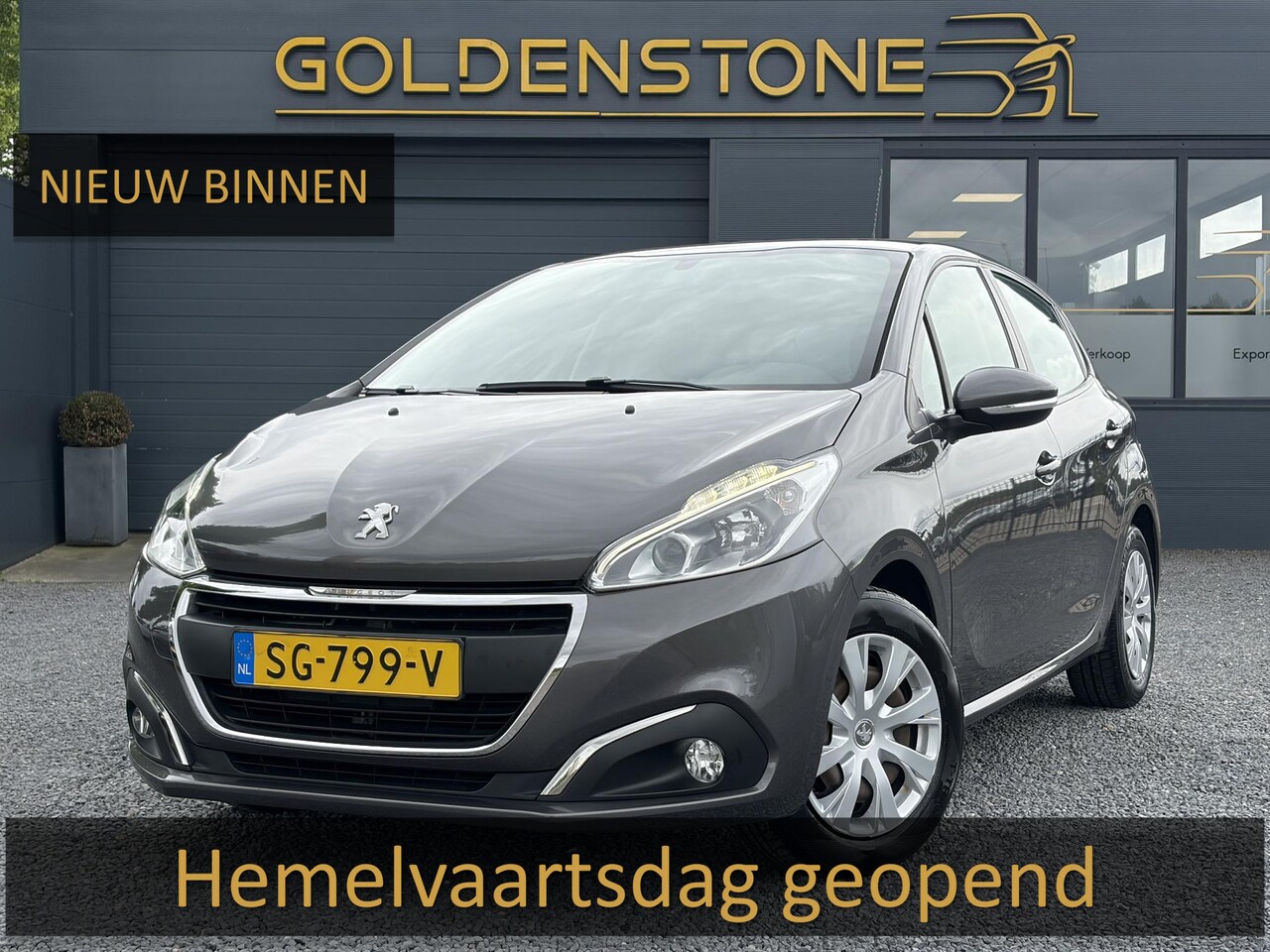 Peugeot 208 - 1.2 PureTech Blue Lion 2e Eigenaar,5 Deurs,Navi,Airco,Cruise,Pdc,Carplay,N.A.P,Weinig km,Z - AutoWereld.nl