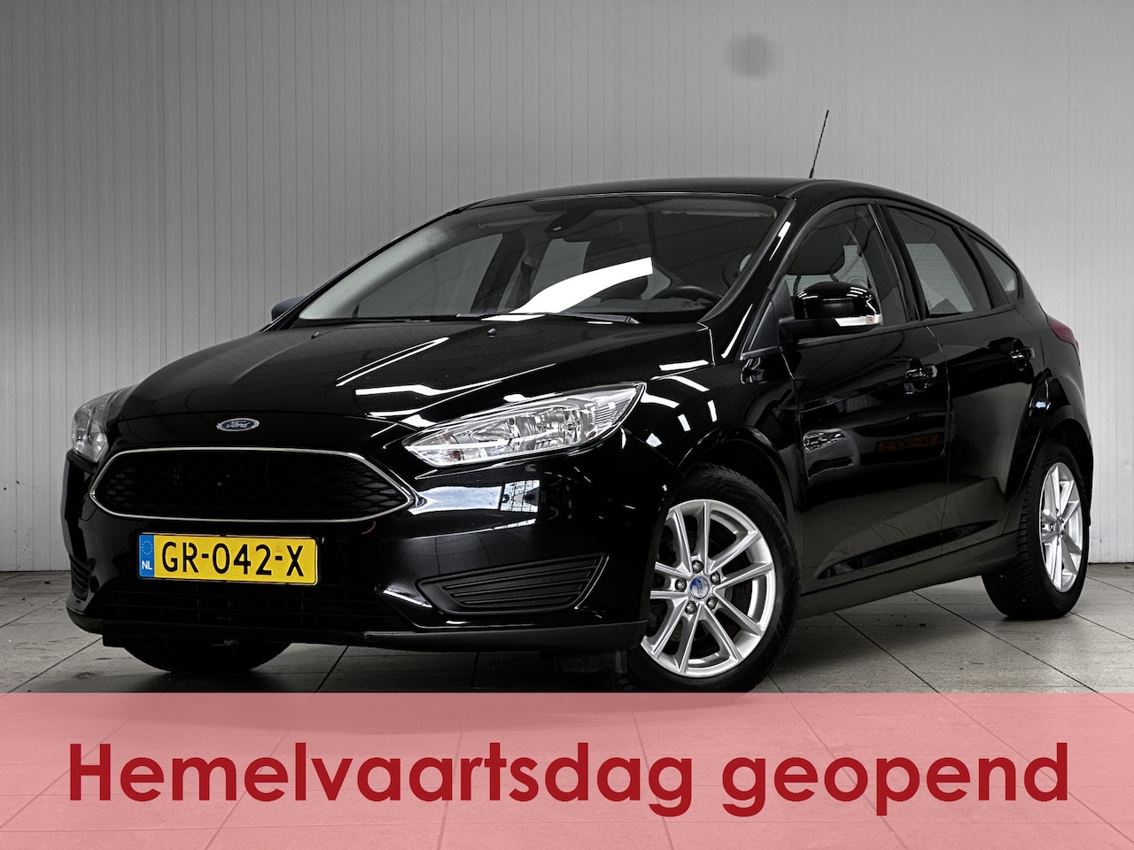 Ford Focus - 1.0 Trend Edition /Trekhaak! /Navi /Airco /Cruise /Elek. pakket /C.V. afstand /Bluetooth / - AutoWereld.nl