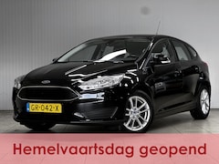 Ford Focus - 1.0 Trend Edition /Trekhaak /Navi /Airco /Cruise /Elek. pakket /C.V. afstand /Bluetooth /1