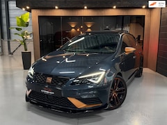 SEAT Leon - 2.0 TSI CUPRA PERFORMANCE PANO/REMUS/VIRTUAL/FULL